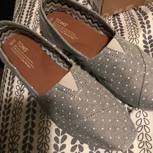 Toms size 10